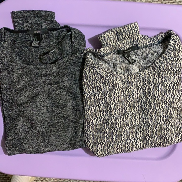 2 Forever 21 long sleeve shirts. - Picture 1 of 3